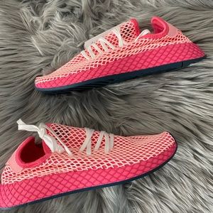 Adidas Deerupr Pink/Blue/White Women’s Size 7